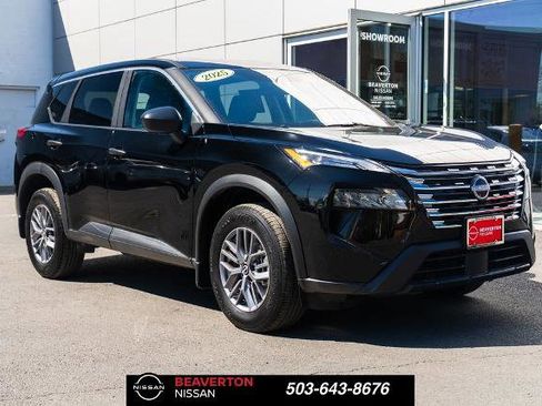 Certified 2025 Nissan Rogue S AWD/4WD image 1