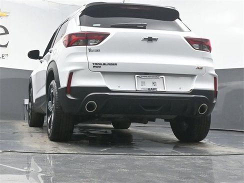 Used 2023 Chevrolet TrailBlazer RS w/ Sun and Liftgate Package image 54