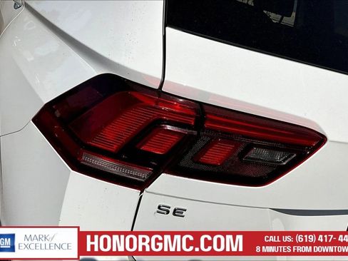 Used 2022 Volkswagen Tiguan SE image 22