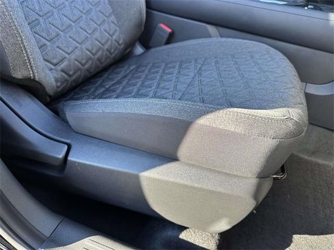 New 2026 Nissan Kicks SV image 9