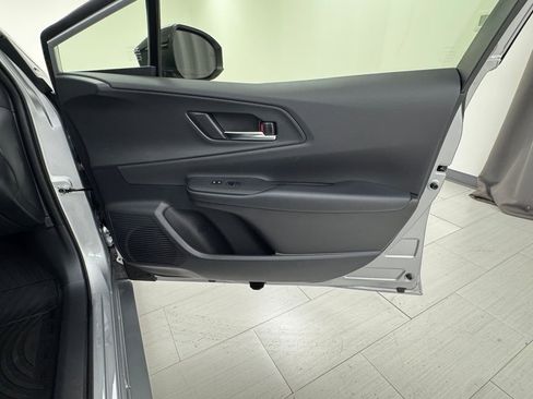 Used 2024 Toyota Prius Prime Premium image 13