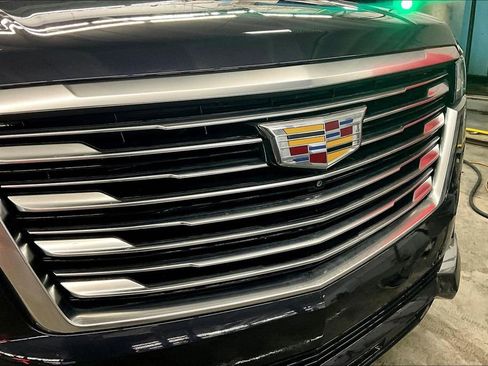 Used 2023 Cadillac Escalade ESV Premium Luxury Platinum w/ LPO, Floor Liner Package AWD/4WD image 34