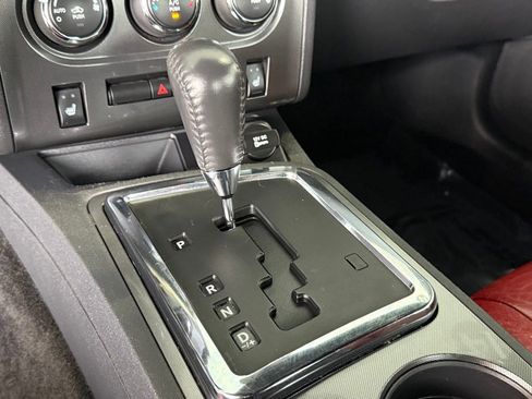 Used 2014 Dodge Challenger SXT Plus RWD image 27