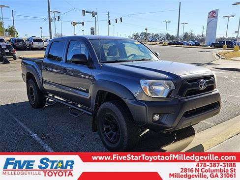 Used 2014 Toyota Tacoma PreRunner image 1