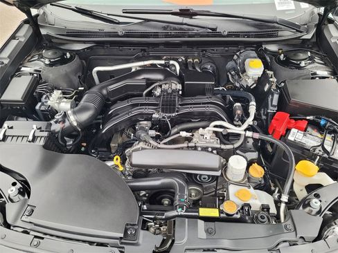 Used 2023 Subaru Outback Limited image 32