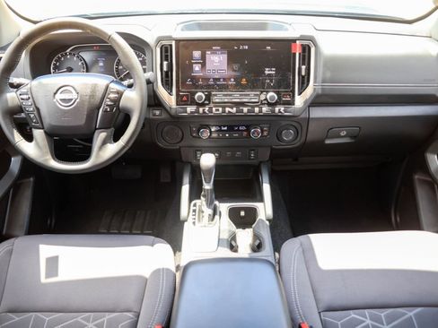 Certified 2026 Nissan Frontier SV w/ SV Convenience Package RWD image 6