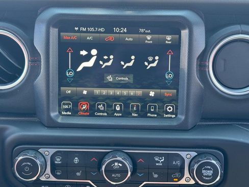Used 2020 Jeep Wrangler Unlimited Rubicon w/ Quick Order Package 28Y Recon AWD/4WD image 13