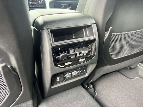 New 2025 Jeep Grand Cherokee Limited image 17