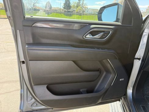 Used 2021 GMC Yukon XL AT4 w/ AT4 Premium Package image 10