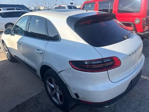 Used 2017 Porsche Macan AWD/4WD image 6