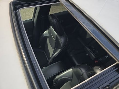 Used 2019 Jeep Cherokee Latitude Plus w/ Cold Weather Group image 6