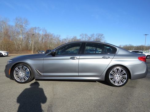 Used 2018 BMW M550i xDrive image 8