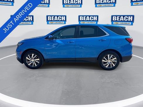 Used 2024 Chevrolet Equinox LT w/ LPO, Floor Liner Package FWD image 5