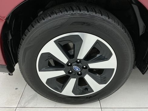 Used 2017 Subaru Forester 2.5i Premium w/ All-Weather Package AWD/4WD image 47