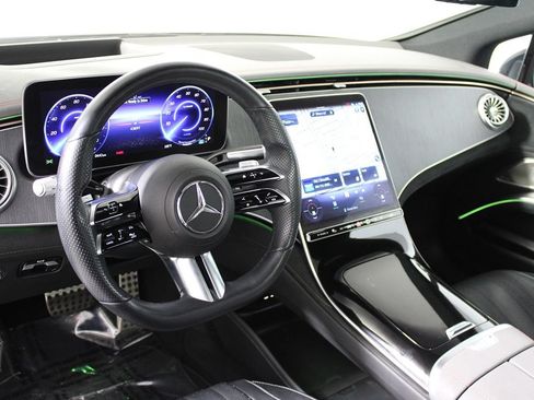 Used 2022 Mercedes-Benz EQS 450+ Sedan image 9