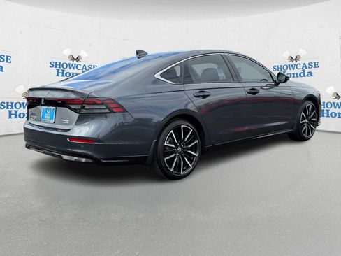 Certified 2025 Honda Accord Touring image 7