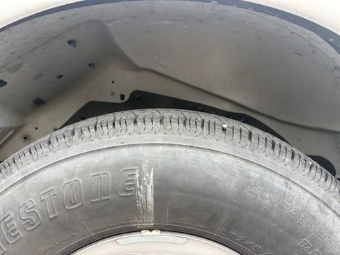 Used 2025 Chevrolet Express 2500 w/ Driver Convenience Package RWD image 15