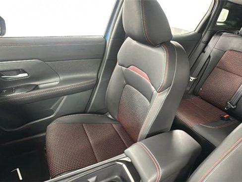New 2026 Nissan Kicks SR w/ Cold Weather Package image 13