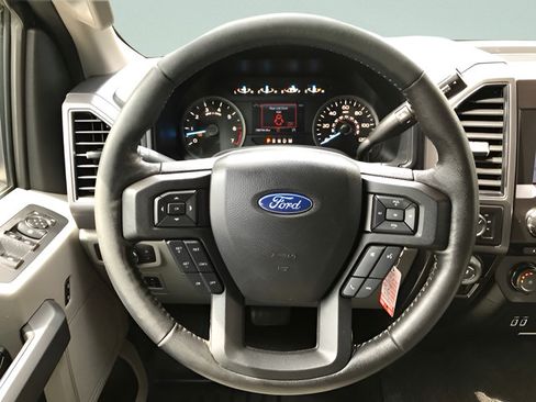 Used 2018 Ford F150 XLT w/ Equipment Group 302A Luxury AWD/4WD image 17