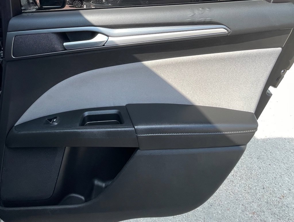 Used 2016 Ford Fusion S FWD image 32