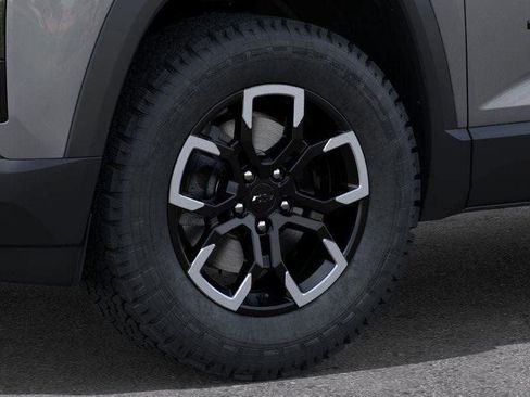 New 2026 Chevrolet Equinox ACTIV w/ Convenience Package III image 10