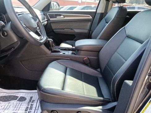 Used 2022 Volkswagen Atlas SE FWD image 16