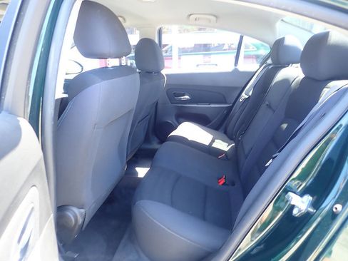 Used 2015 Chevrolet Cruze LT FWD image 12
