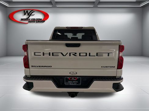New 2026 Chevrolet Silverado 1500 Custom w/ LPO, Dark Essentials Package RWD image 7