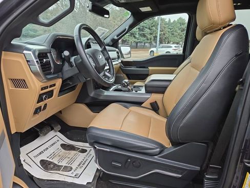 Used 2022 Ford F150 Lariat image 9