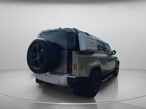Used 2020 Land Rover Defender 110 HSE image 27