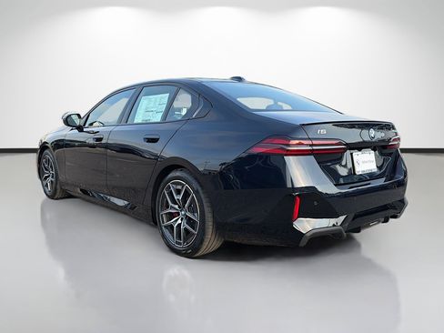 New 2026 BMW i5 eDrive40 w/ M Sport Package image 5