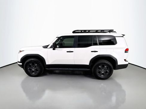 Used 2024 Lexus GX 550 AWD/4WD image 8