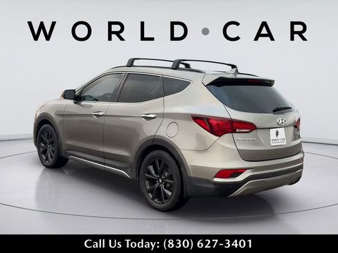Used 2018 Hyundai Santa Fe Sport FWD image 5