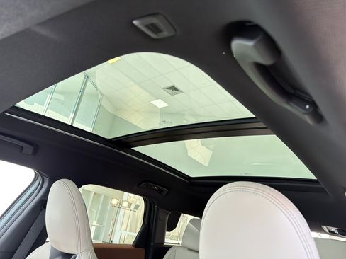 Certified 2025 MINI Cooper Countryman S w/ Comfort Package Max image 16