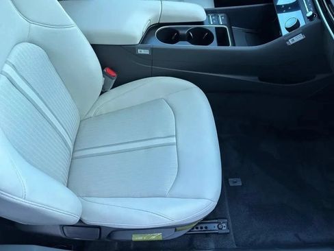 Used 2025 Hyundai Sonata SEL FWD image 11