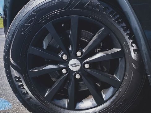 Used 2020 Dodge Durango AWD image 5