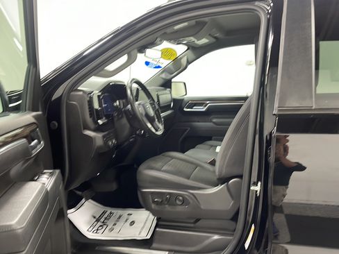 Used 2026 Chevrolet Silverado 1500 RST AWD/4WD image 2
