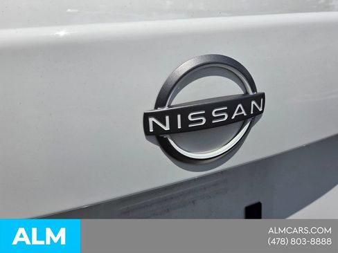 Used 2024 Nissan Sentra SV FWD image 14