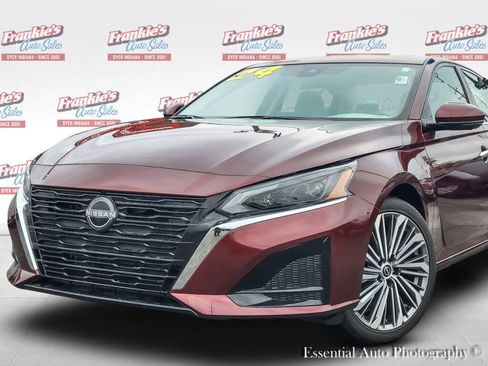 Used 2024 Nissan Altima 2.5 SL image 2