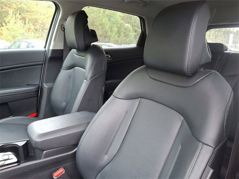 Certified 2023 Kia Sportage EX image 14