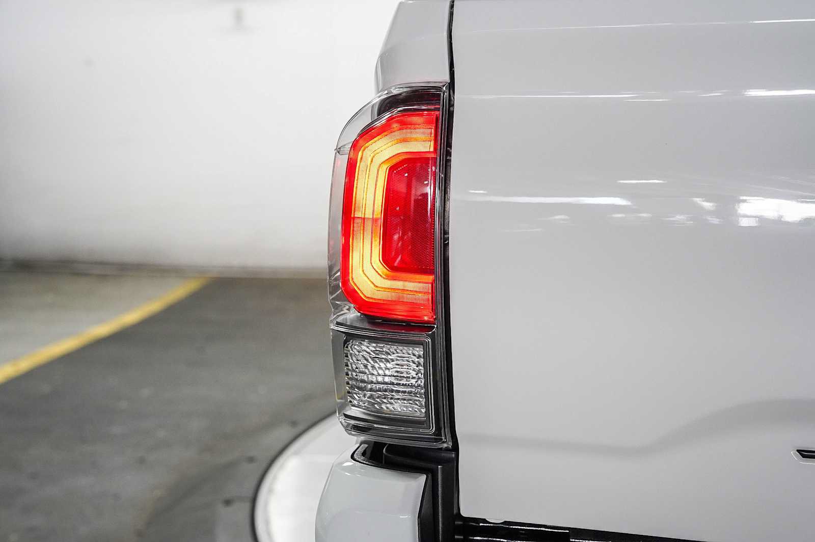 Certified 2023 Toyota Tacoma TRD Sport AWD/4WD image 11