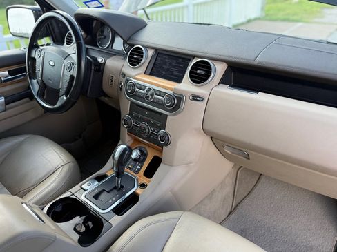 Used 2012 Land Rover LR4 HSE LUX AWD/4WD image 18