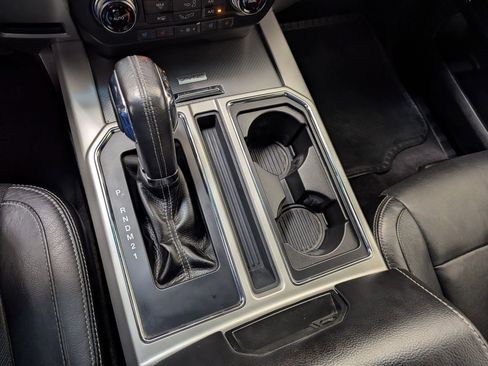 Used 2015 Ford F150 Lariat w/ Equipment Group 502A Luxury image 22