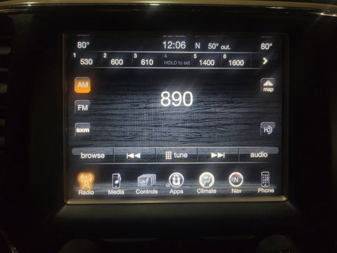 Used 2016 Jeep Grand Cherokee Limited image 25