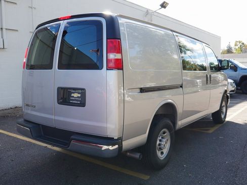 New 2025 Chevrolet Express 2500 w/ Driver Convenience Package image 7