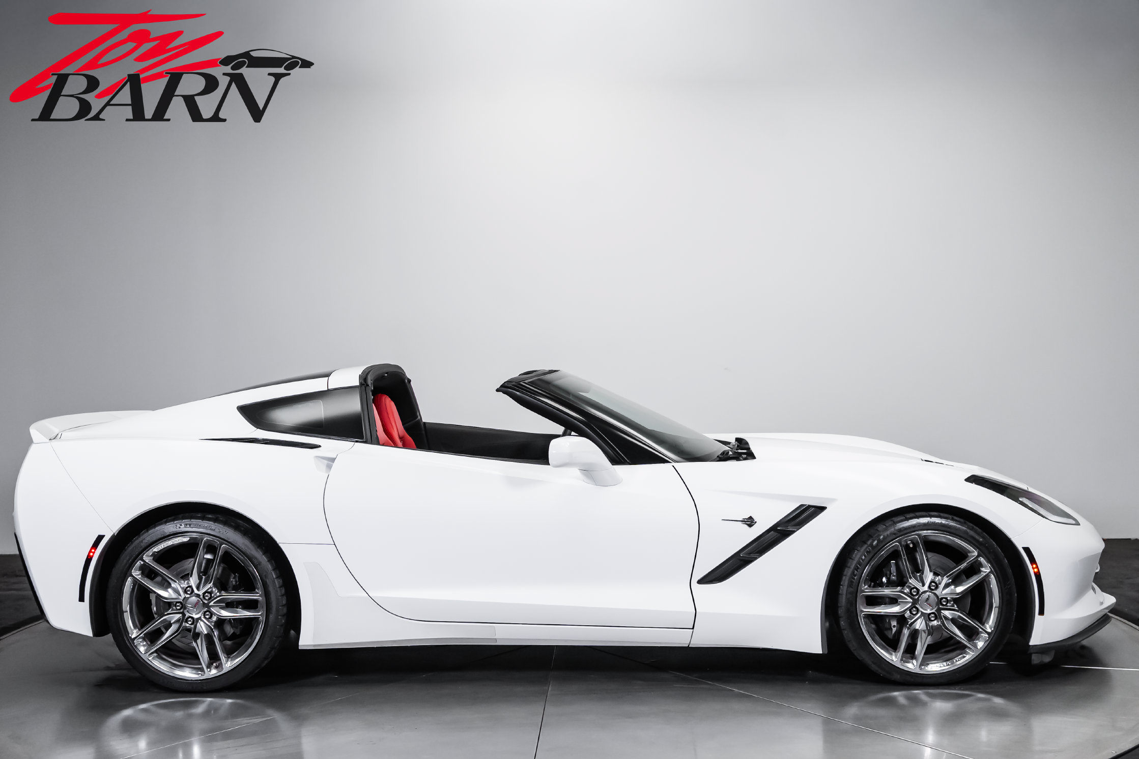 Used 2015 Chevrolet Corvette Stingray Coupe w/ 2LT Preferred Equipment Group RWD image 6