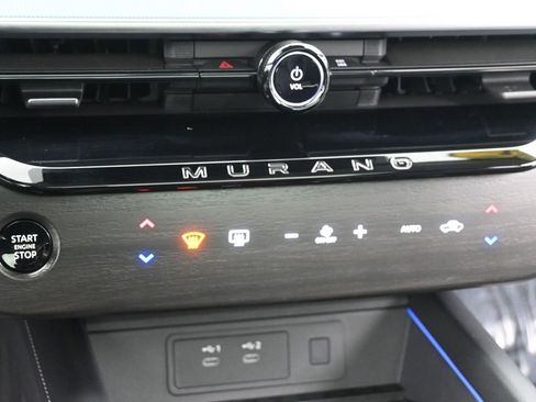 Certified 2025 Nissan Murano SL image 12