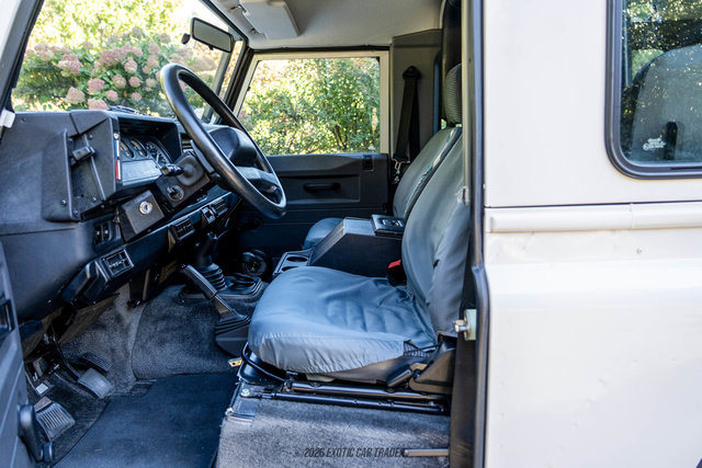 Used 1995 Land Rover Defender 90 AWD/4WD image 51