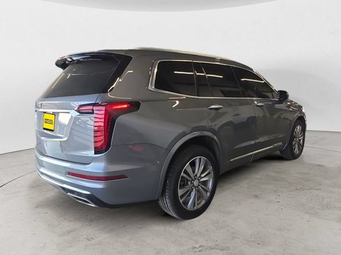 Used 2021 Cadillac XT6 Premium Luxury AWD/4WD image 5
