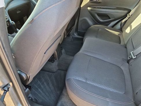 Used 2020 Chevrolet Trax LS w/ Tint and Cruise Package FWD image 35